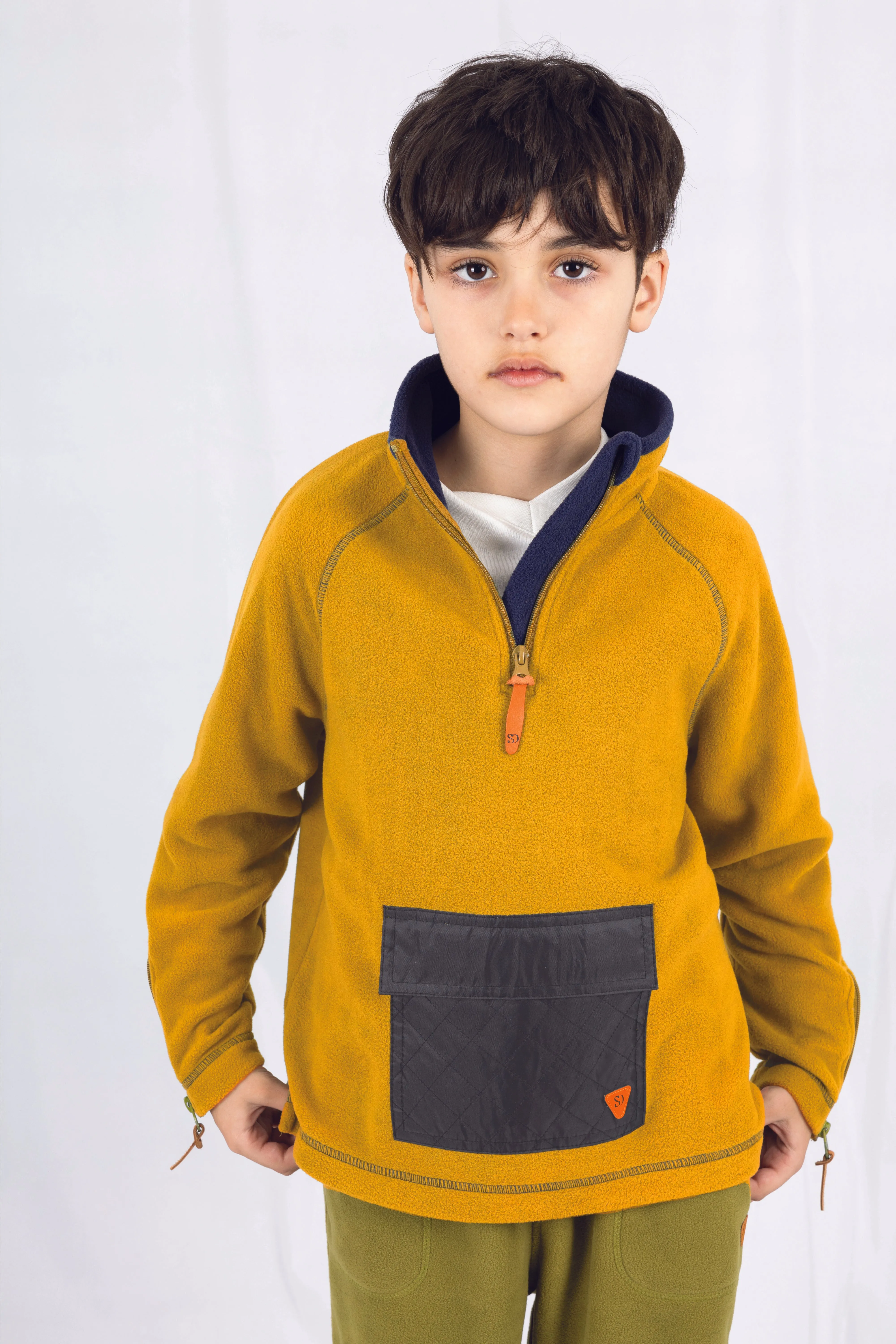 Adaptive Kids Pullover: Front Zipper, Cargo Pocket, Easy-Undressing Sleeves