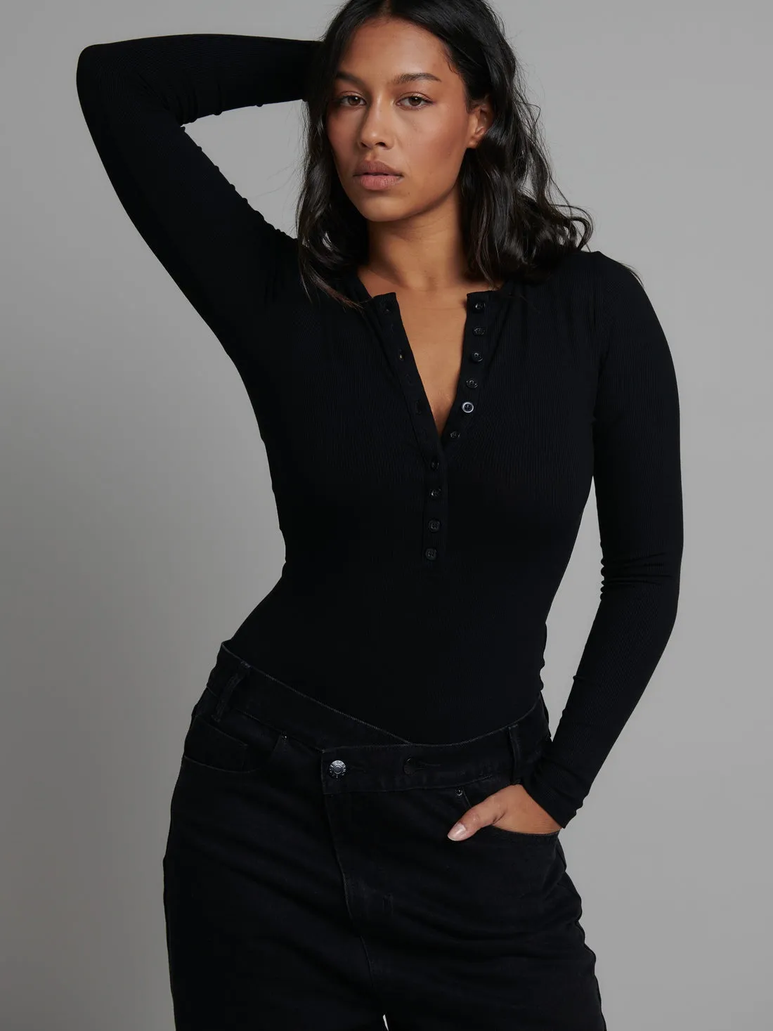 Bayse Brand Womens Lara Long Sleeve Crew Neck Button Down Bodysuit Black