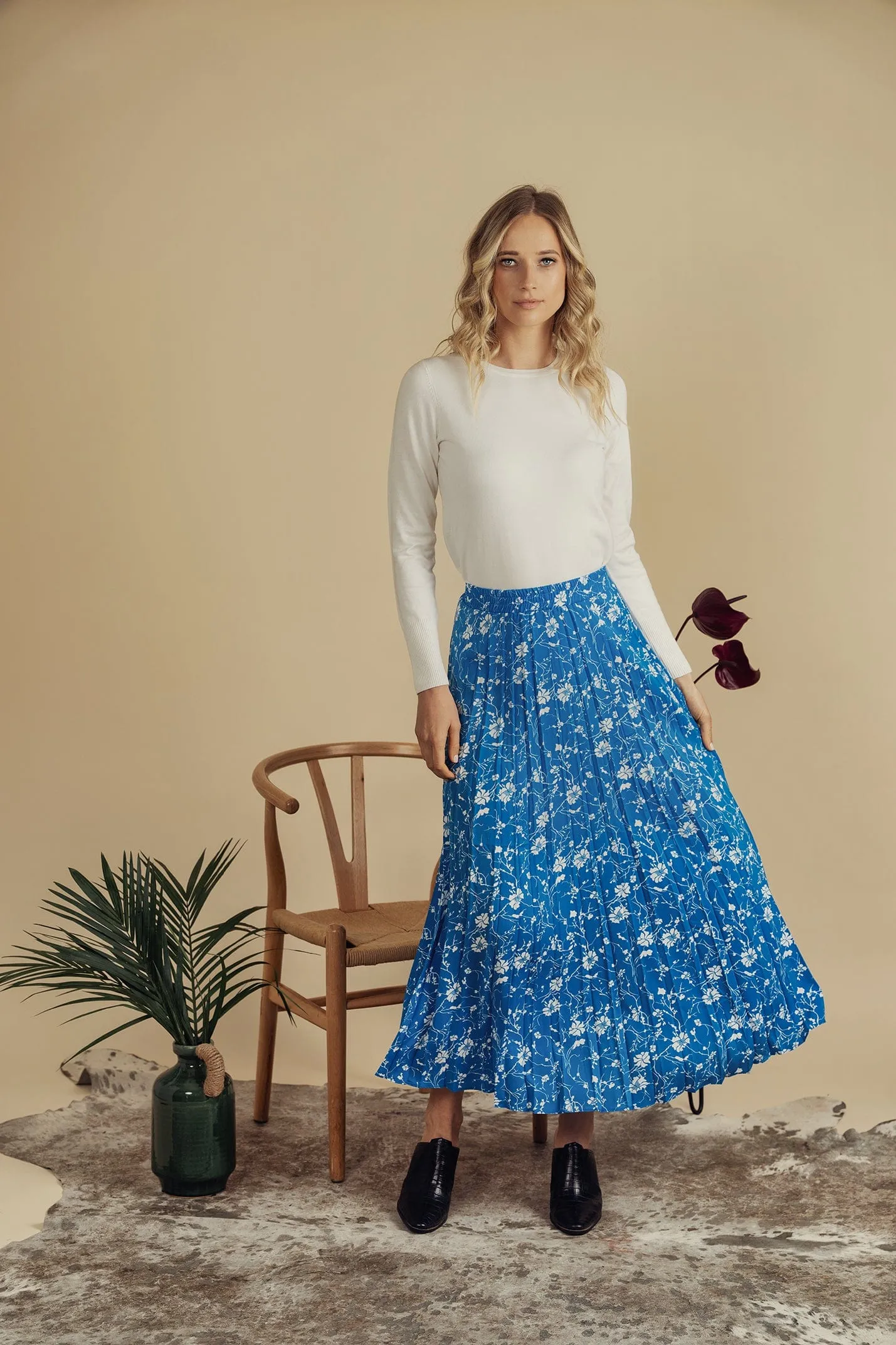 Covered Band Pleated Skirt 37"-Sky Blue Floral