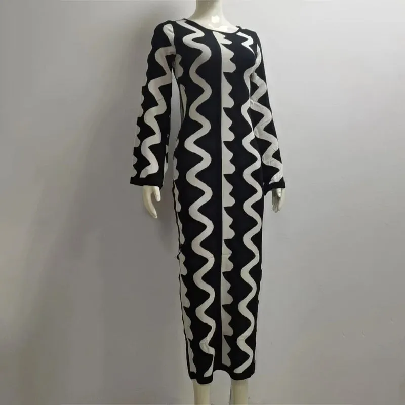 Flattering Geometric Pattern Flare Long Sleeve Maxi Dresses