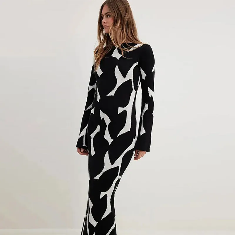 Flattering Geometric Pattern Flare Long Sleeve Maxi Dresses