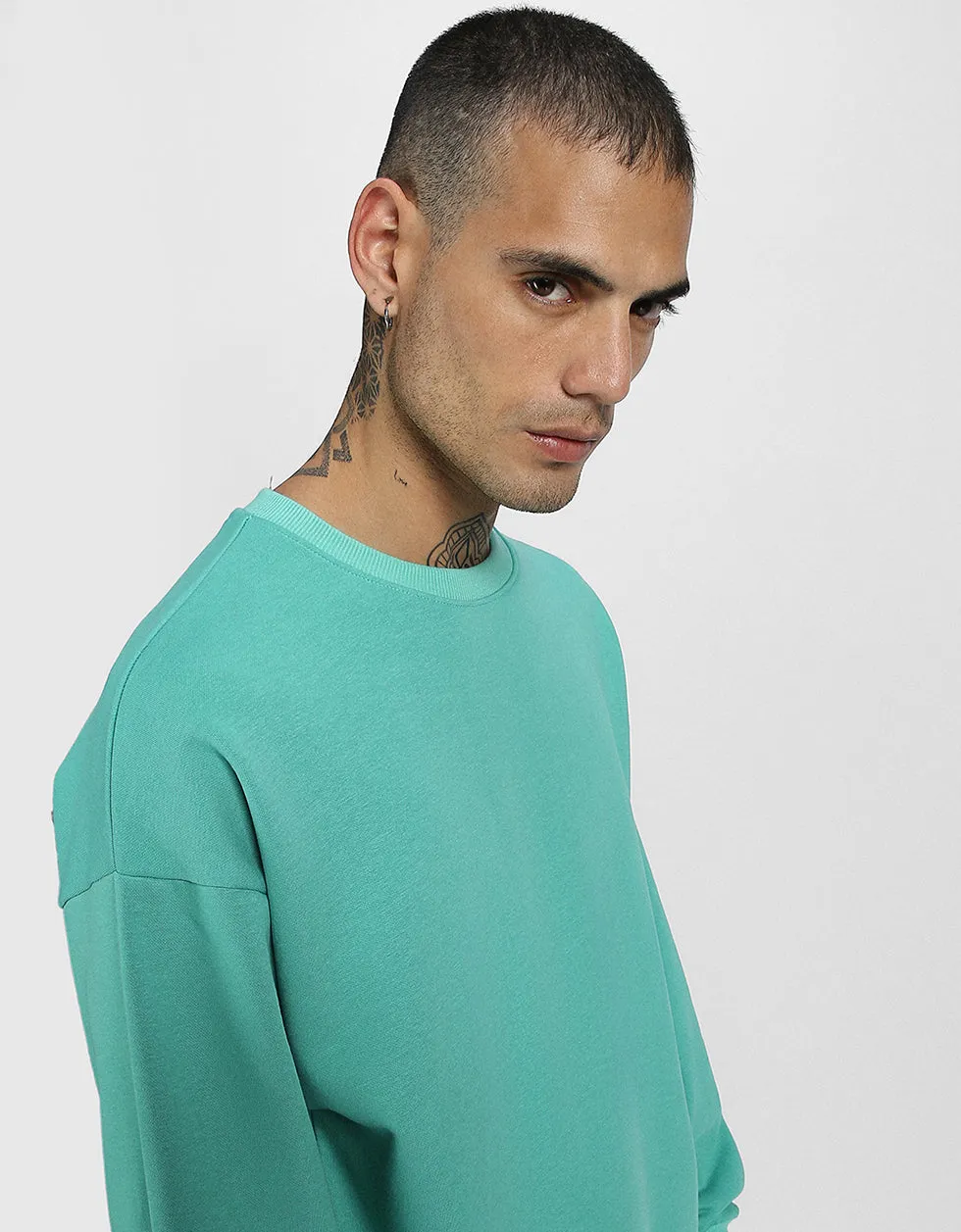 Green Oversized Solid Sweatshirt