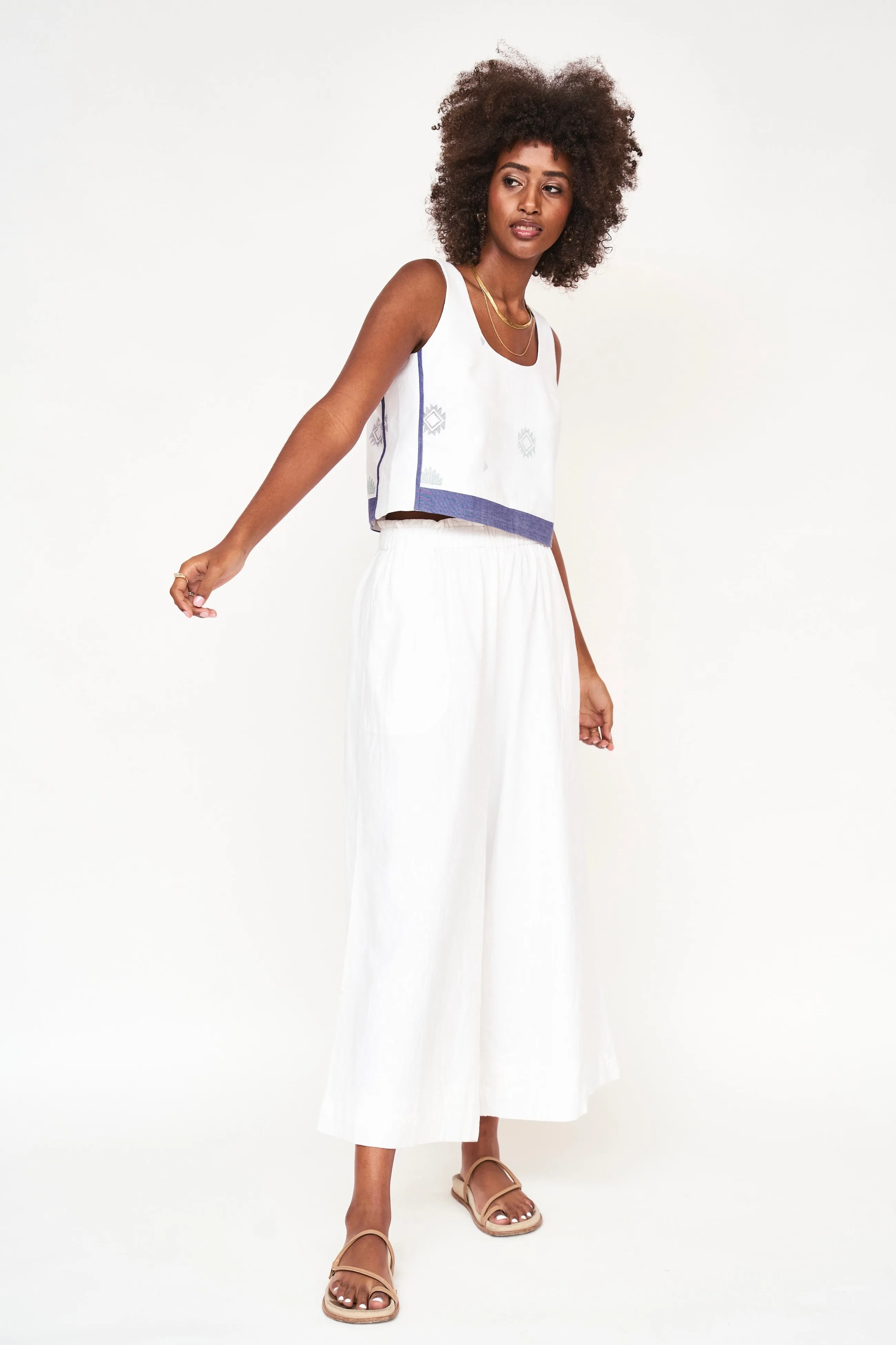 Hudson Tank in White Sedona Jamdani