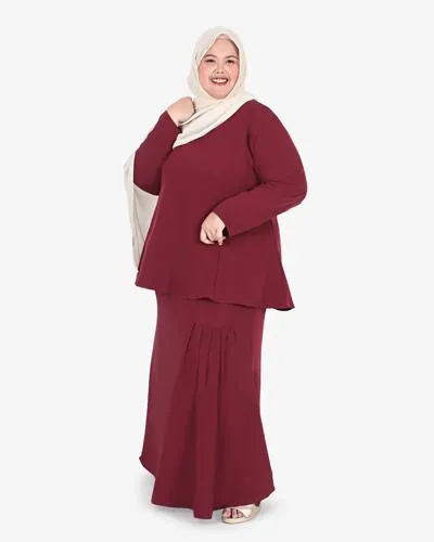 Mahlika Minimalist Pleated Kurung Set - Maroon