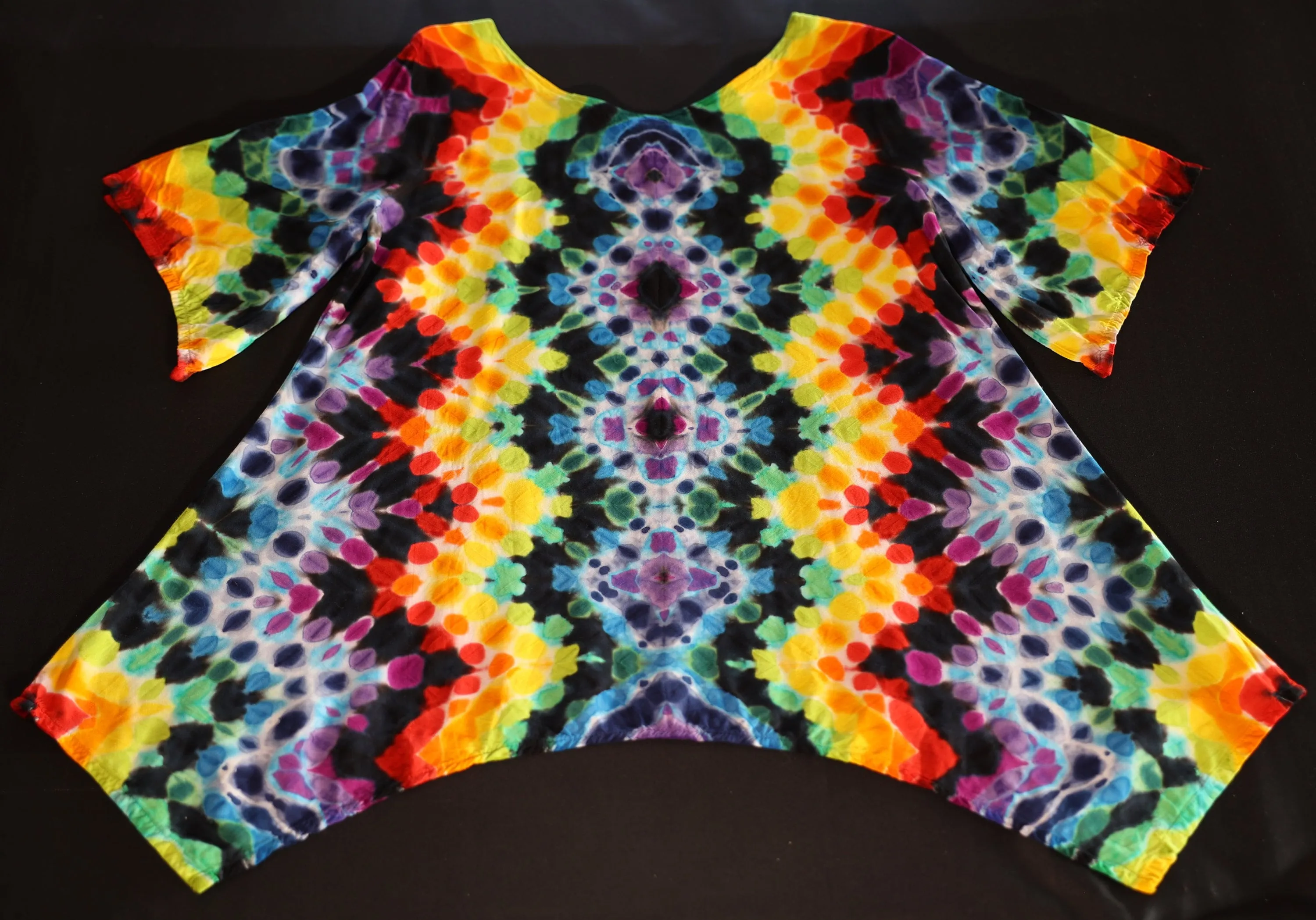 Medium Herringbone Honeycomb Tie Dye on a Dharma Trading Company 100% Rayon Asymmetrical Tunic with Flare Sleeves