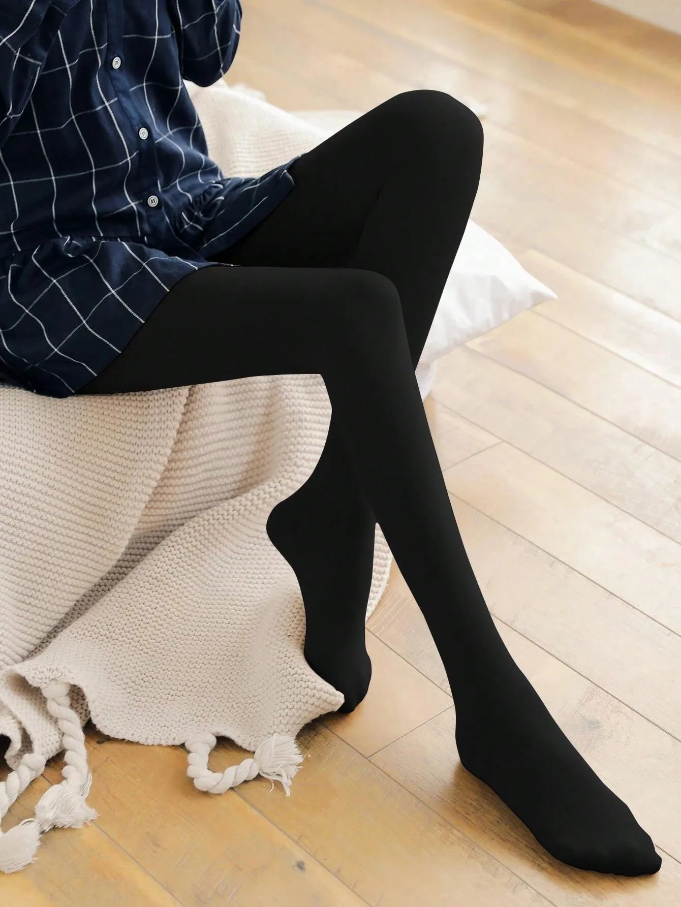 Minimalist Style Women's Tight Tights