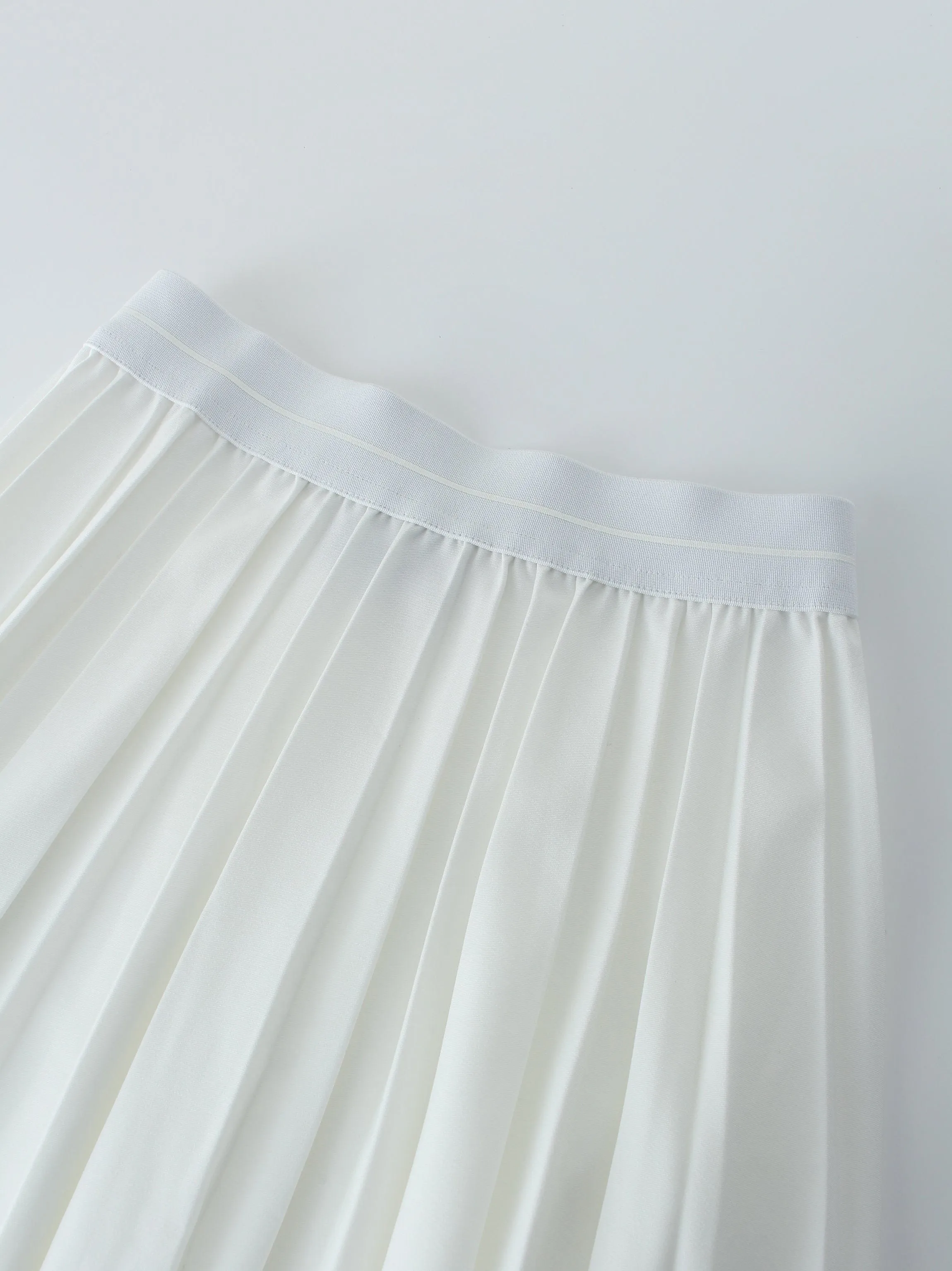 PLEATED SKIRT 26"-PURE WHITE