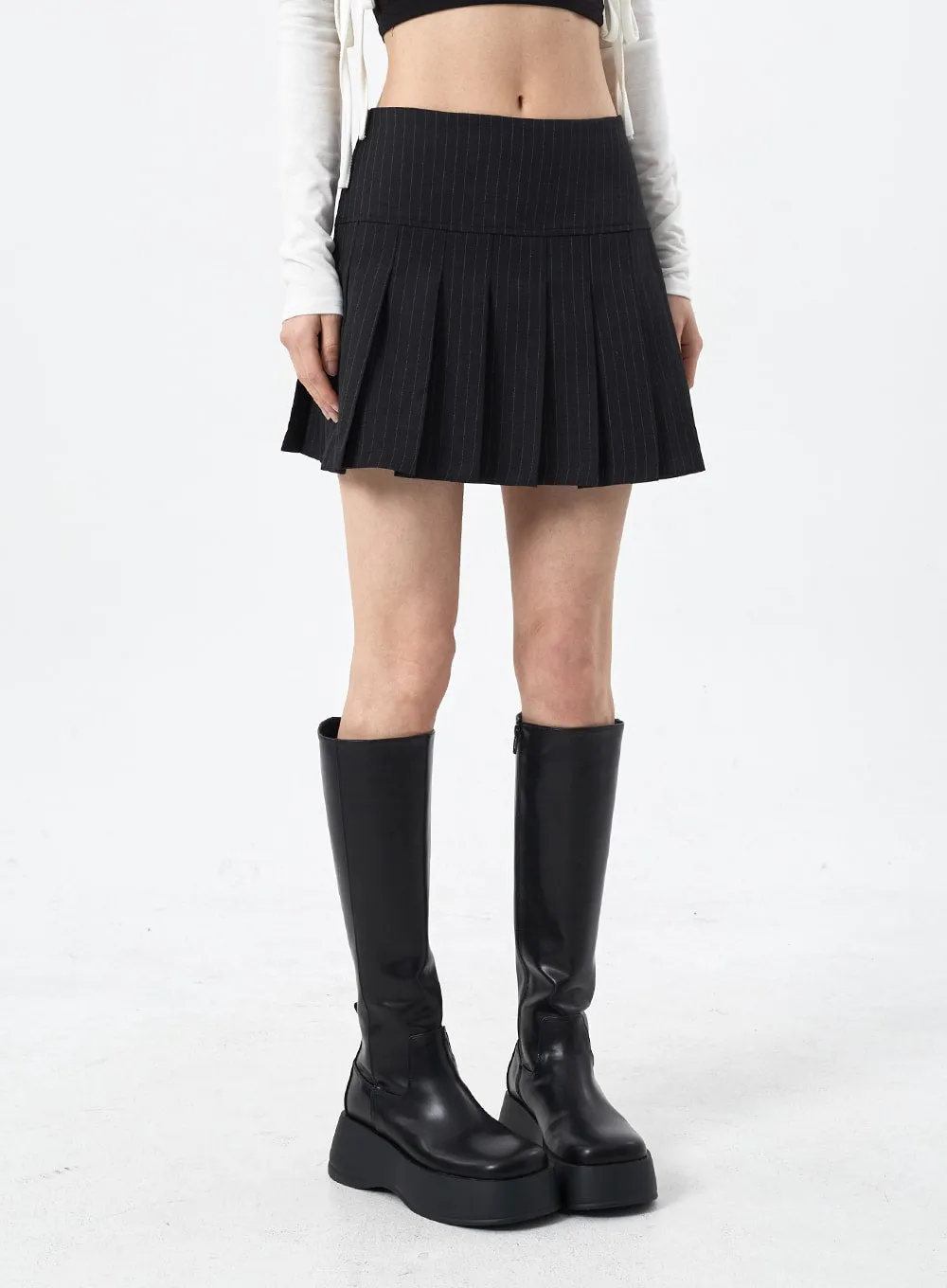 Stripe Pattern Pleated Mini Skirt CM310