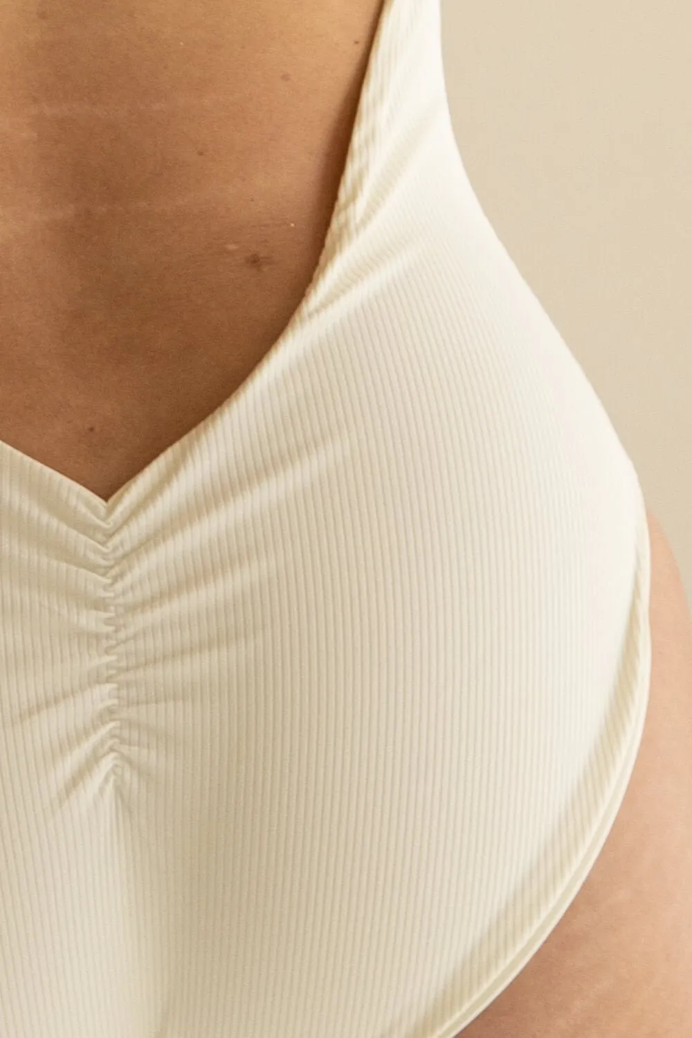 The Minimalist - Ribbed Cream